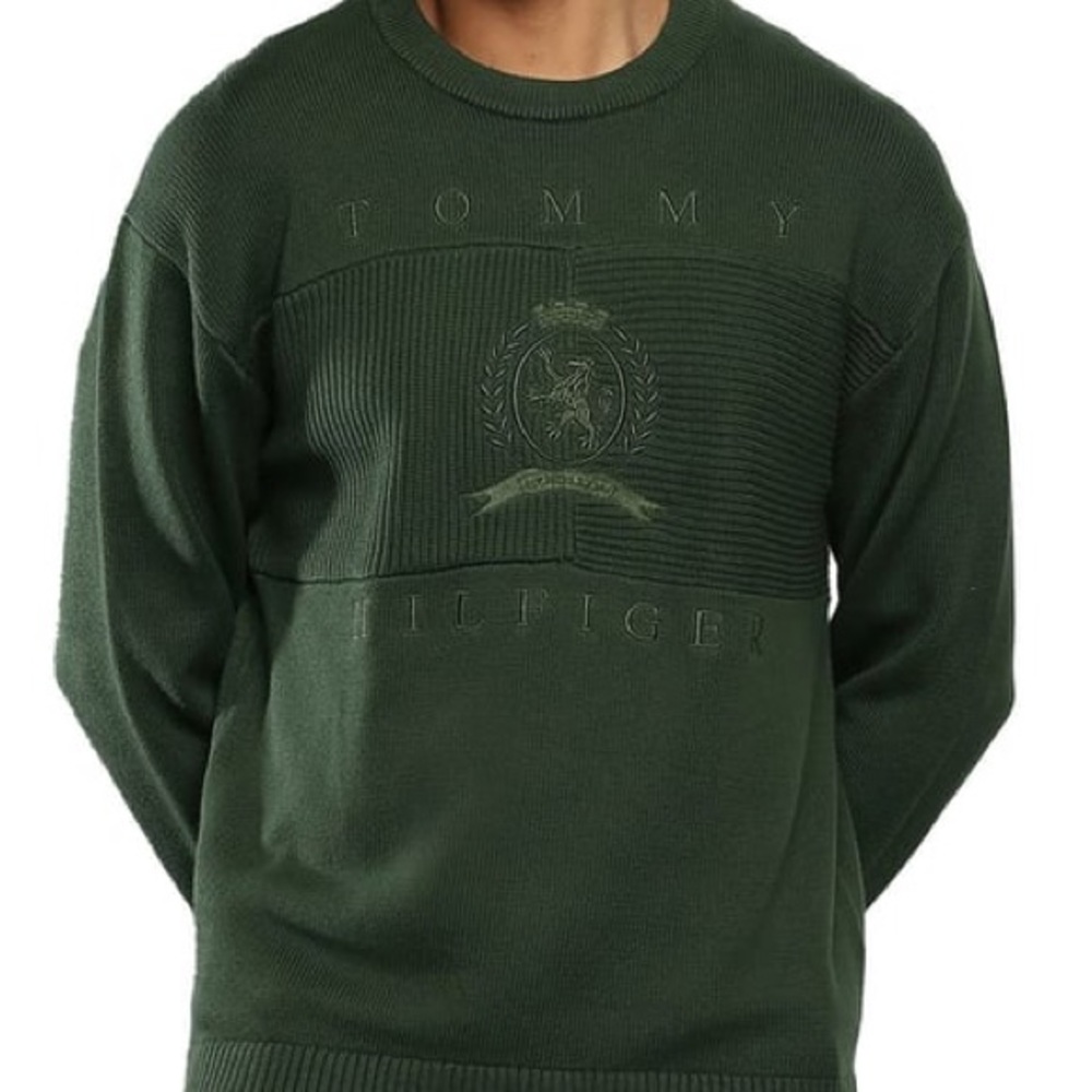 Tommy Hilfiger Men’s Large Green Pullover Sweater Embroidered